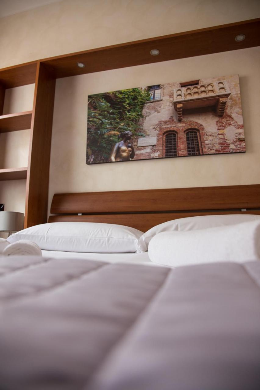 Gatto Romeo Apartments Verona Luaran gambar